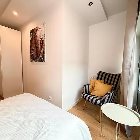 Mieszczańska Riverfront By Bookinghost * Wrocław