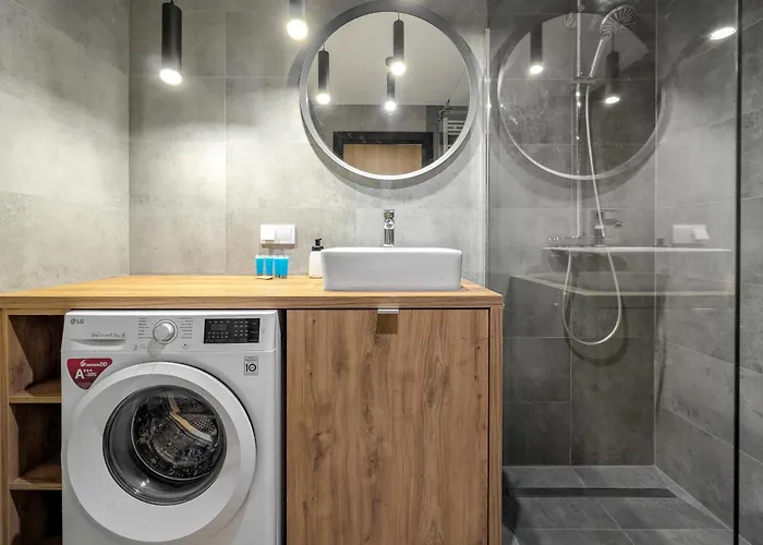 Mieszczańska Riverfront By Bookinghost Apartament *