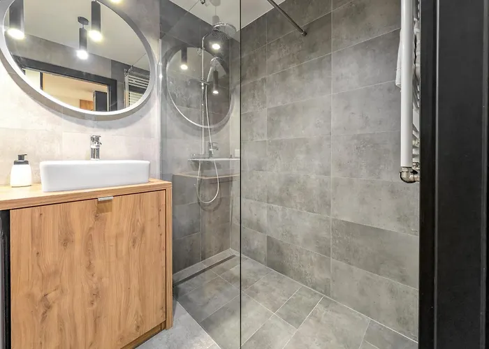 شقة Mieszczanska Riverfront By Bookinghost فروتسواف