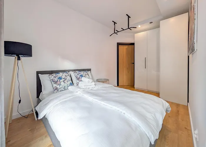 Mieszczanska Riverfront By Bookinghost Appartement